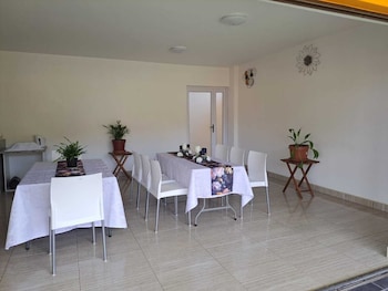 jate guest house