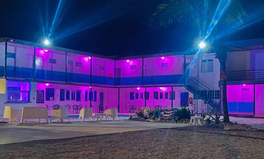 douglas highway hotel