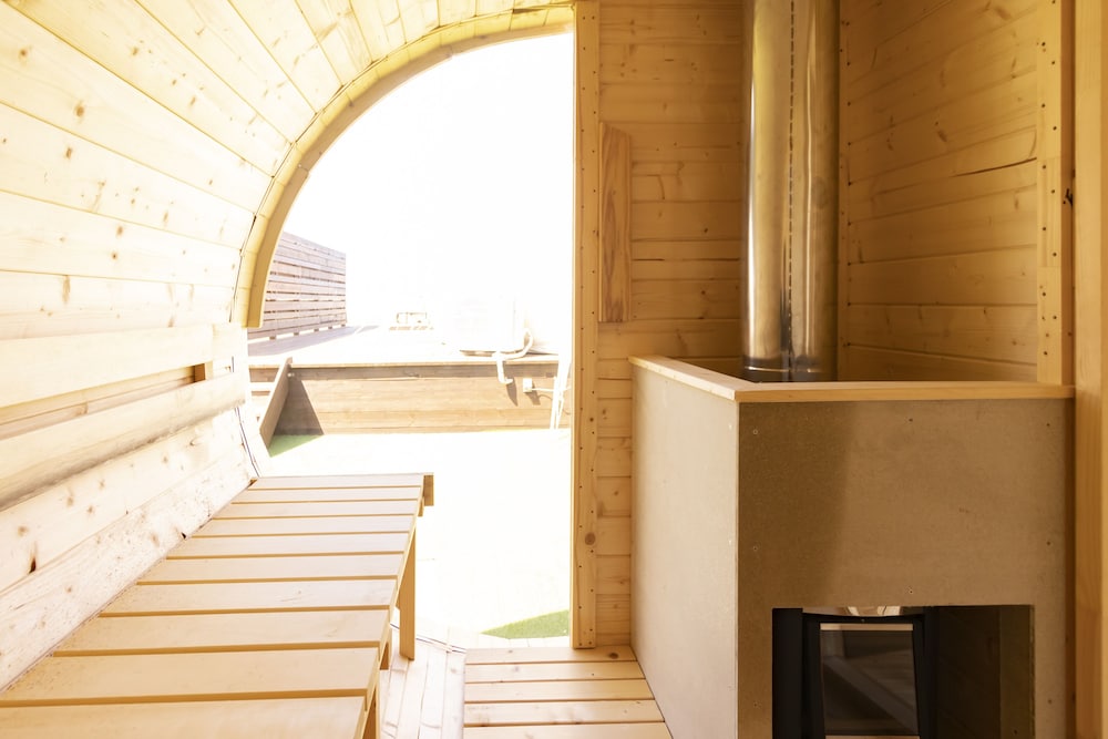 picnic garden glamping