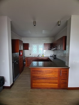 crystal shores self catering apartments