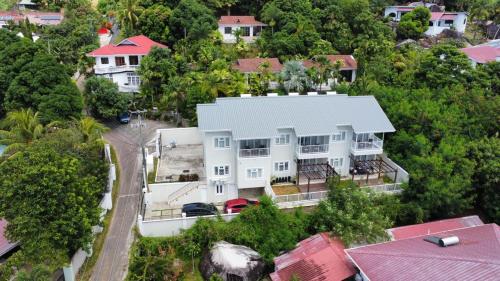 crystal shores self catering apartments