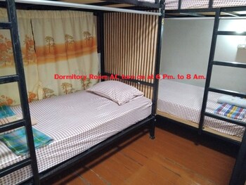 sleep with me hostel