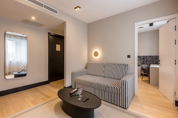 cora hotel