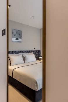 cora hotel