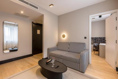 cora hotel