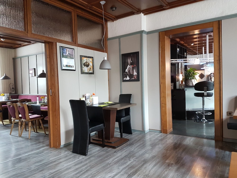 bennetts restaurant and hotel