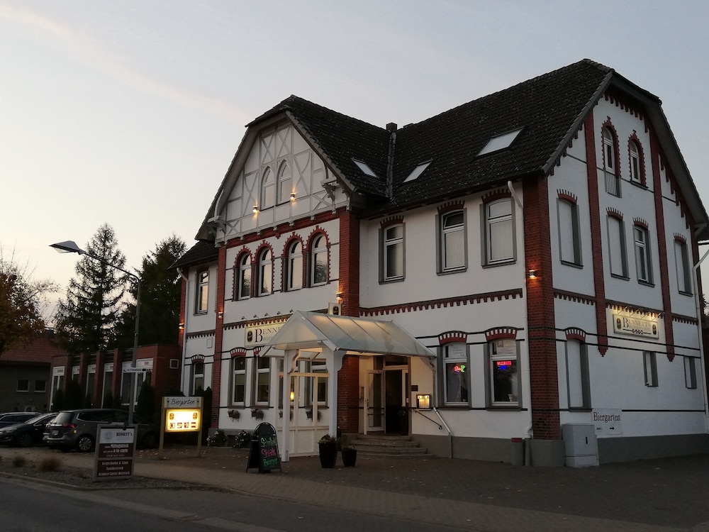 bennetts restaurant and hotel