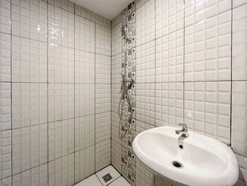 modern designed studio at de prima apartment