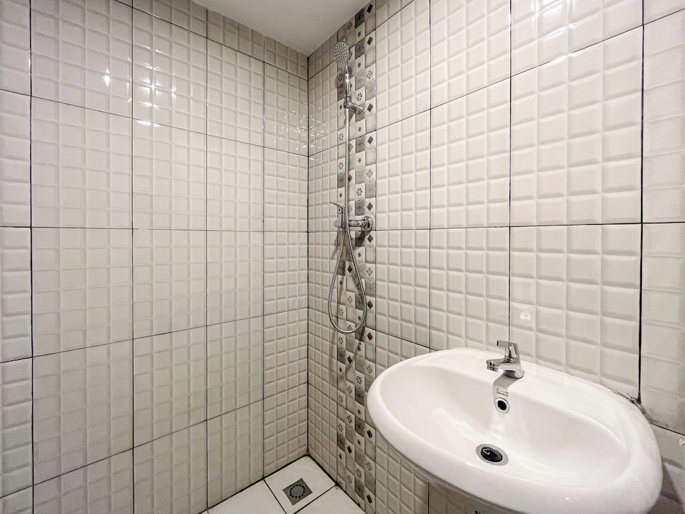 modern designed studio at de prima apartment