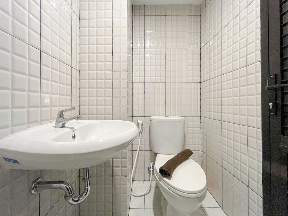 modern designed studio at de prima apartment