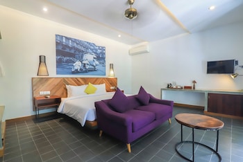 grand yard la residence