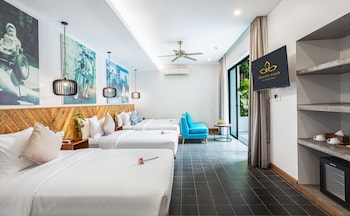 grand yard la residence