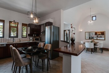 echo villa