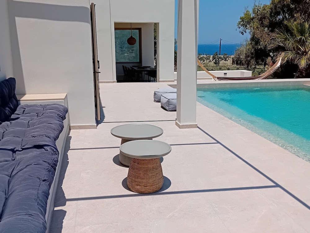 echo villa