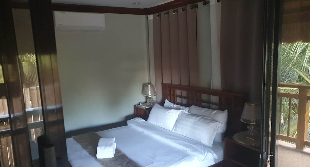 birdwatchers beachfront hotel panglao