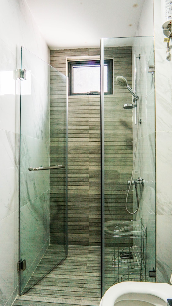 emporis soho residence by airhost