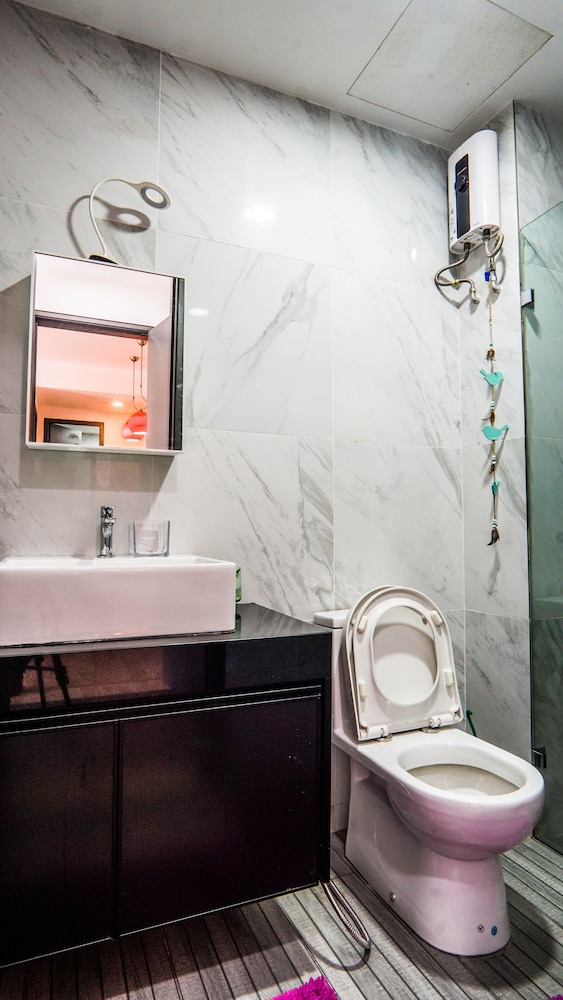 emporis soho residence by airhost