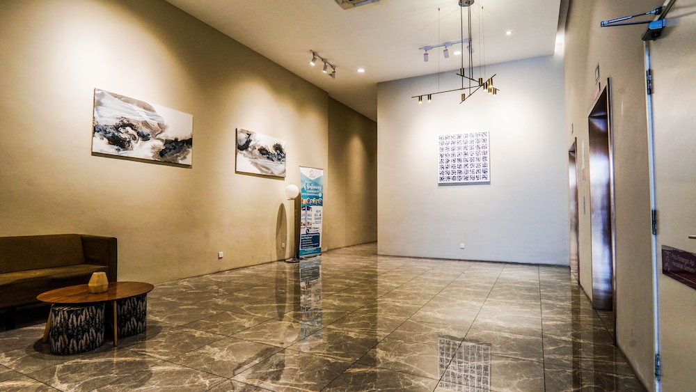 emporis soho residence by airhost