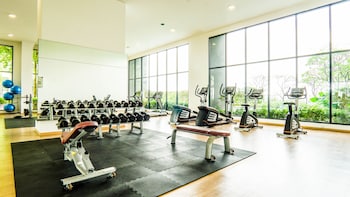 emporis soho residence by airhost