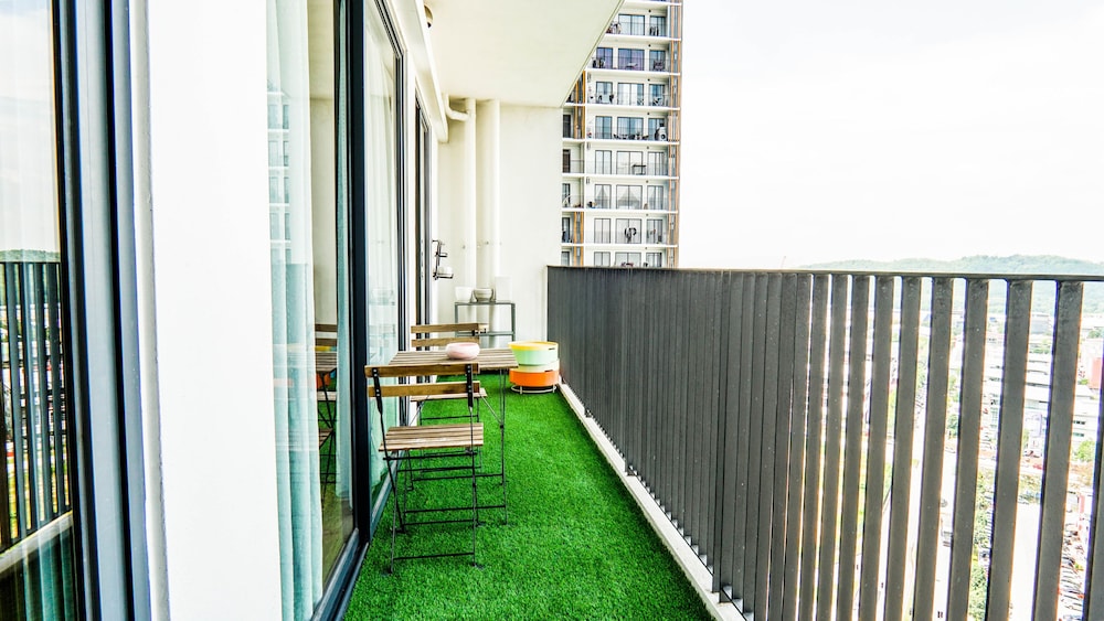 emporis soho residence by airhost