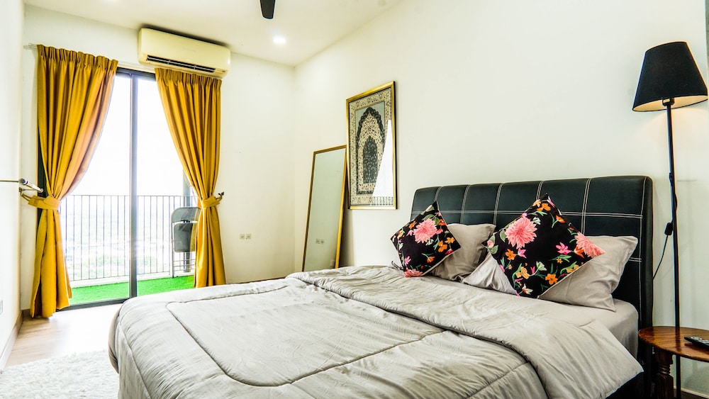 emporis soho residence by airhost