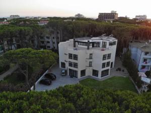 the honeycomb boutique hotel