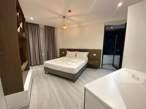 the honeycomb boutique hotel