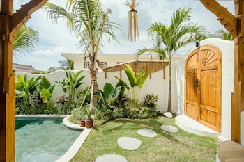 canggutopia by alfred in bali