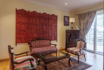 ama stays and trails raman villa shimla