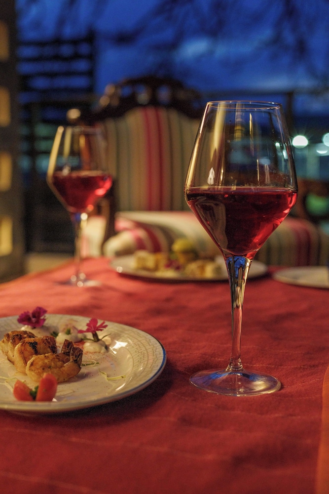 ama stays and trails raman villa shimla