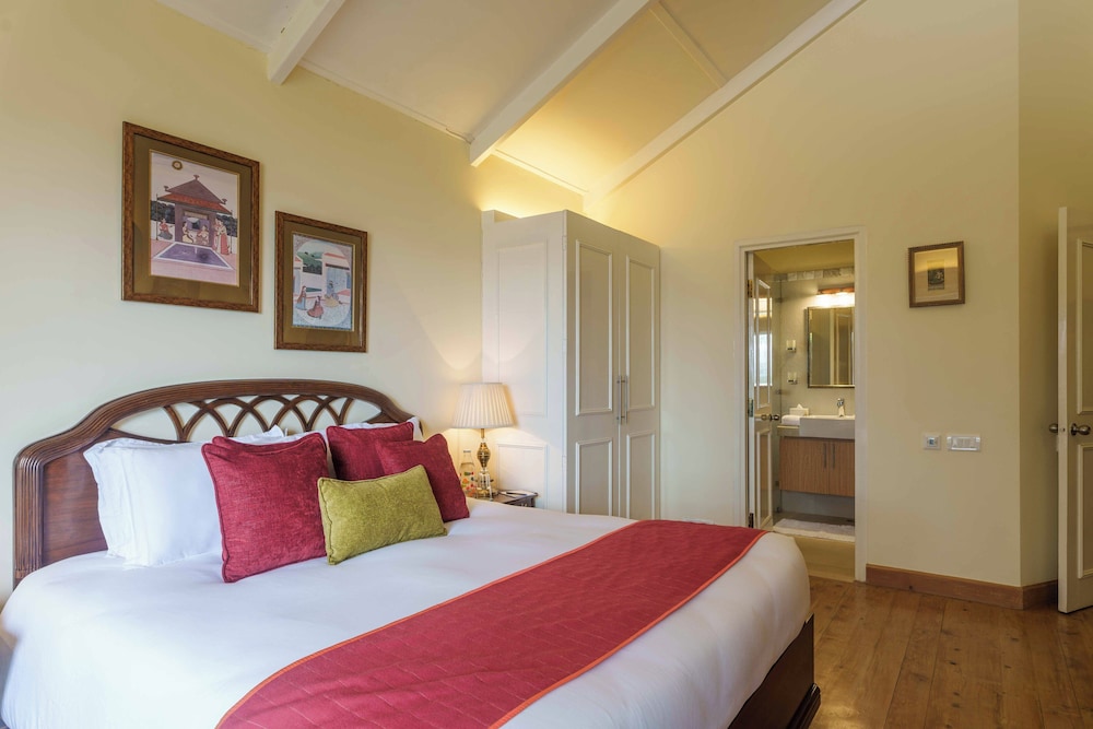 ama stays and trails raman villa shimla