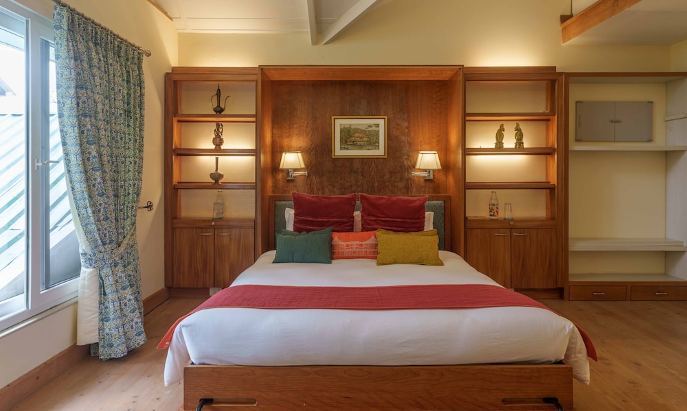 ama stays and trails raman villa shimla