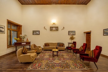 ama stays and trails ramgarh heritage villa manali