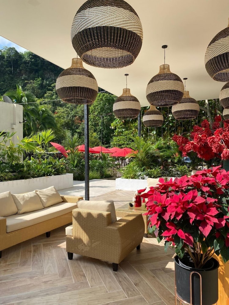 hotel boutique rosse