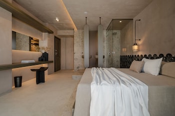 naxos rhyton adults only