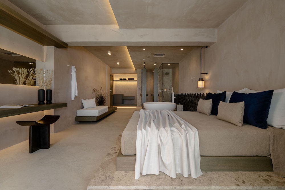 naxos rhyton adults only