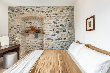 lake view terrace apartment