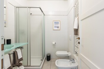 lake view terrace apartment