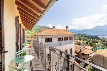 lake view terrace apartment