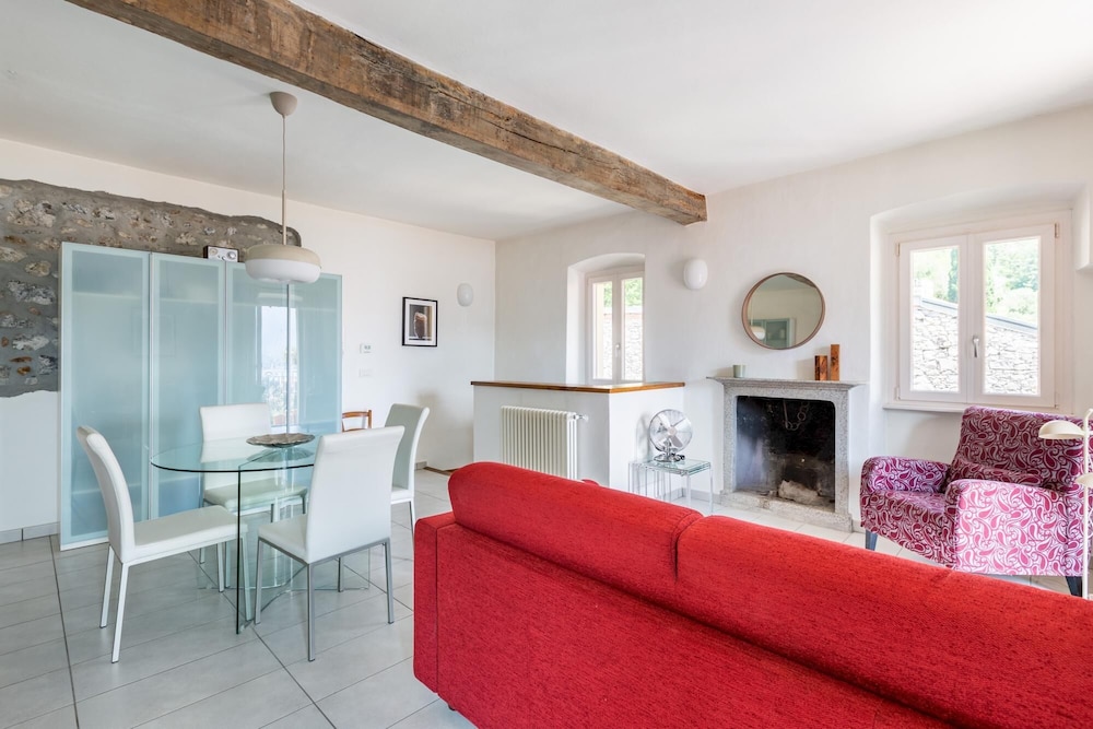 lake view terrace apartment