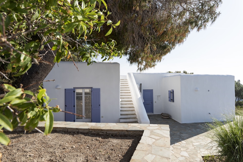 orasea villa paros