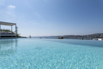 orasea villa paros