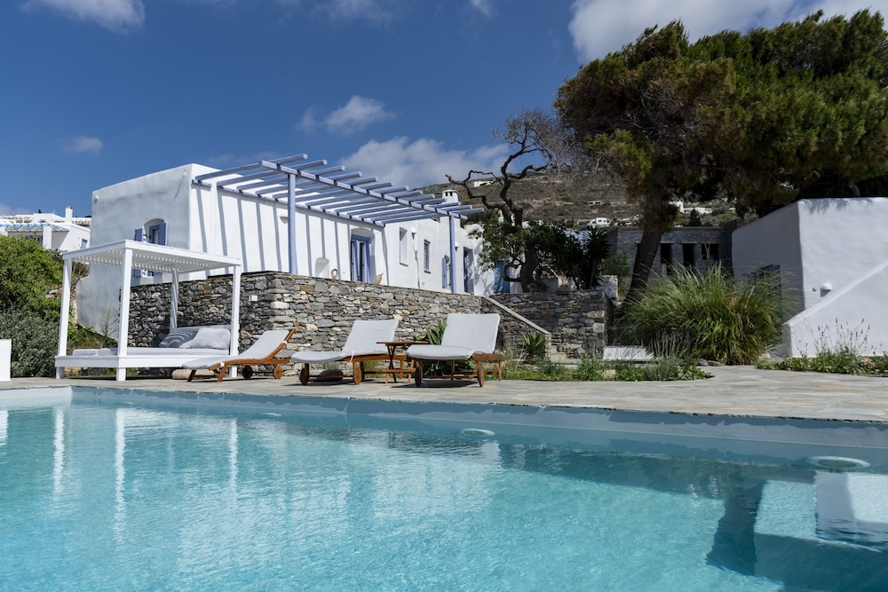 orasea villa paros