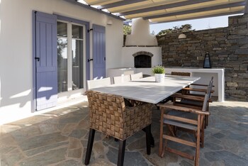 orasea villa paros