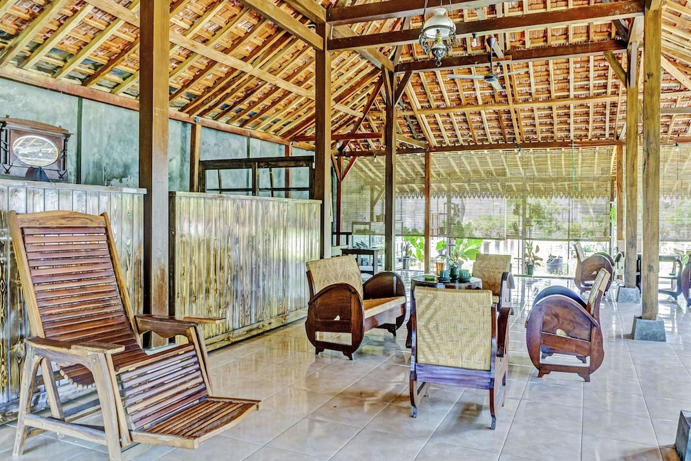 spot on 90742 kinanthy homestay syariah