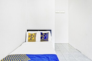 spot on 90742 kinanthy homestay syariah