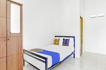 spot on 90742 kinanthy homestay syariah