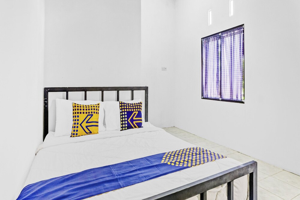 spot on 90742 kinanthy homestay syariah