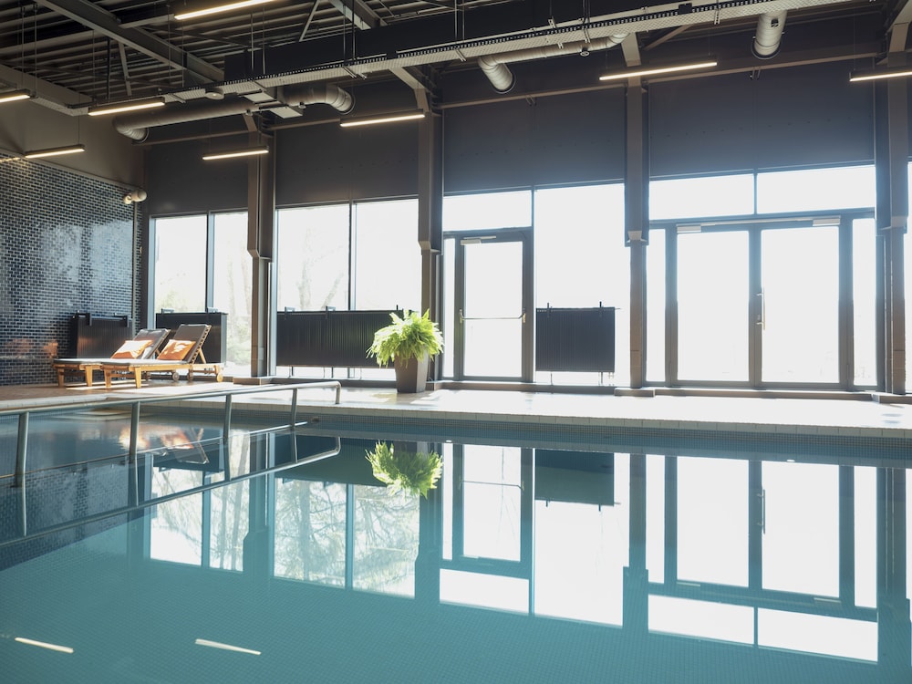 novotel krakow city west