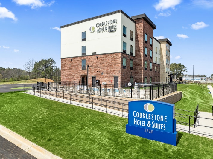 cobblestone hotel and suites cullman